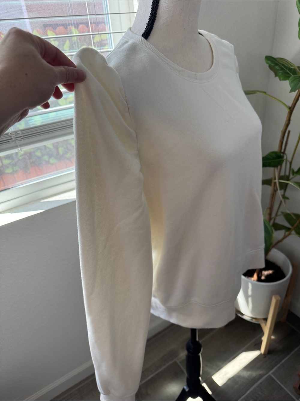 Rebecca Minkoff Janine Puff Cream Crewneck Sweatshirt - Picture 3 of 9